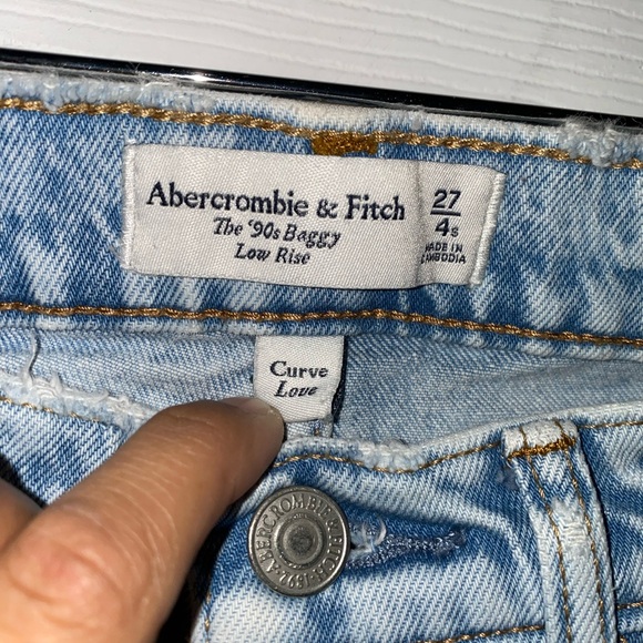 Abercrombie & Fitch The 90’s Curve Love Low Rise Baggy Jean Size 4 - Picture 2 of 7